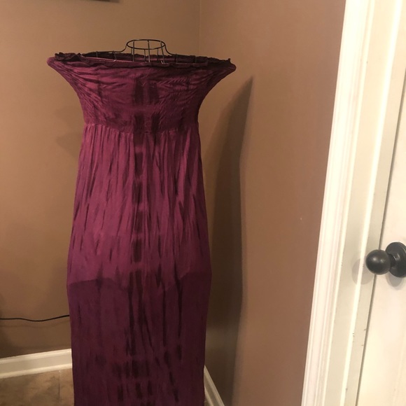 Dress - Picture 3 of 3